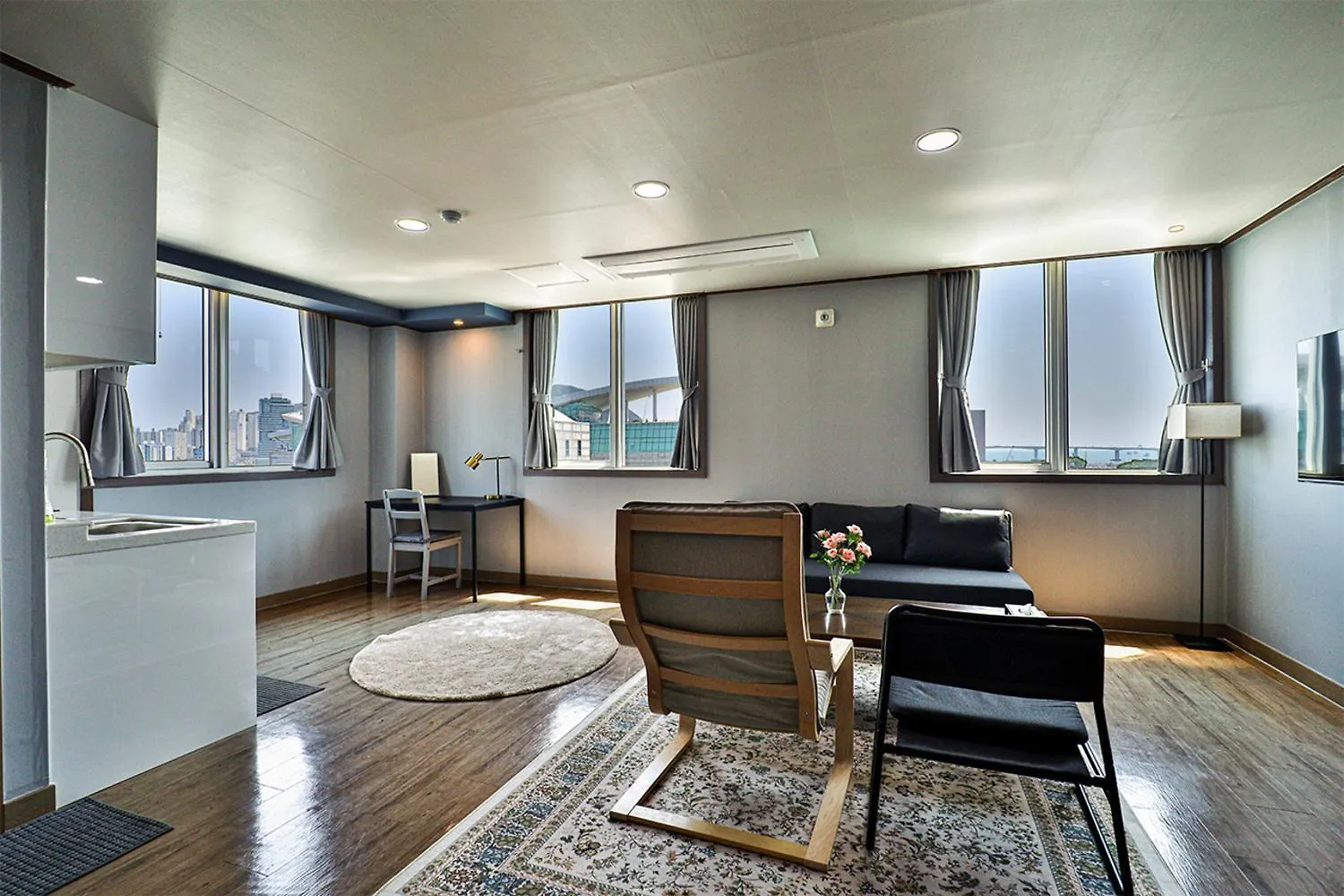 Hotel Noah Busan 3*,